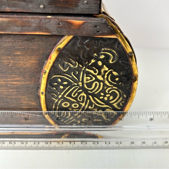 Vintage Wooden Metal Wicker  Trinket Box with Lid and Latch - Picture 8 of 12